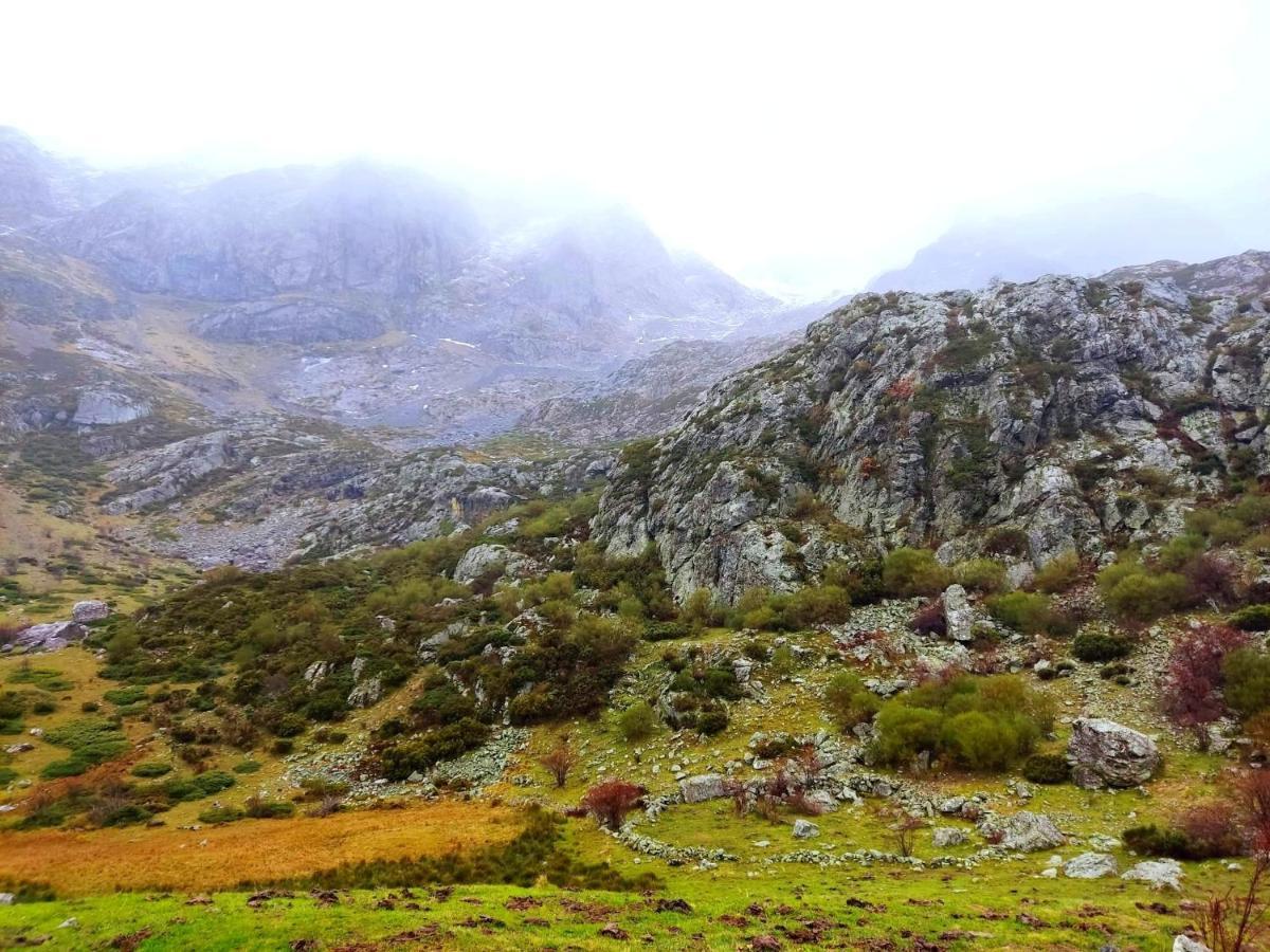 La Casita De La Montana Leilighet Alba de los Cardaños Eksteriør bilde